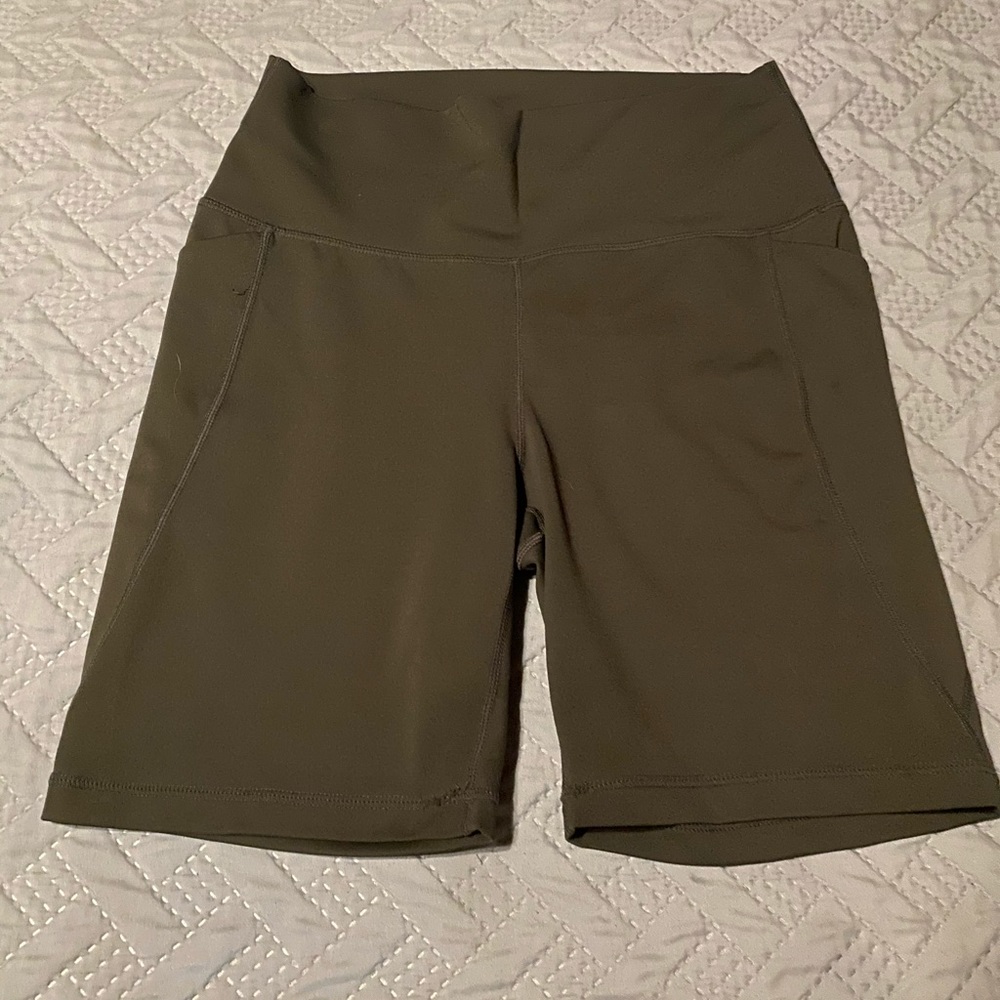 Senita Athletics lux shorts